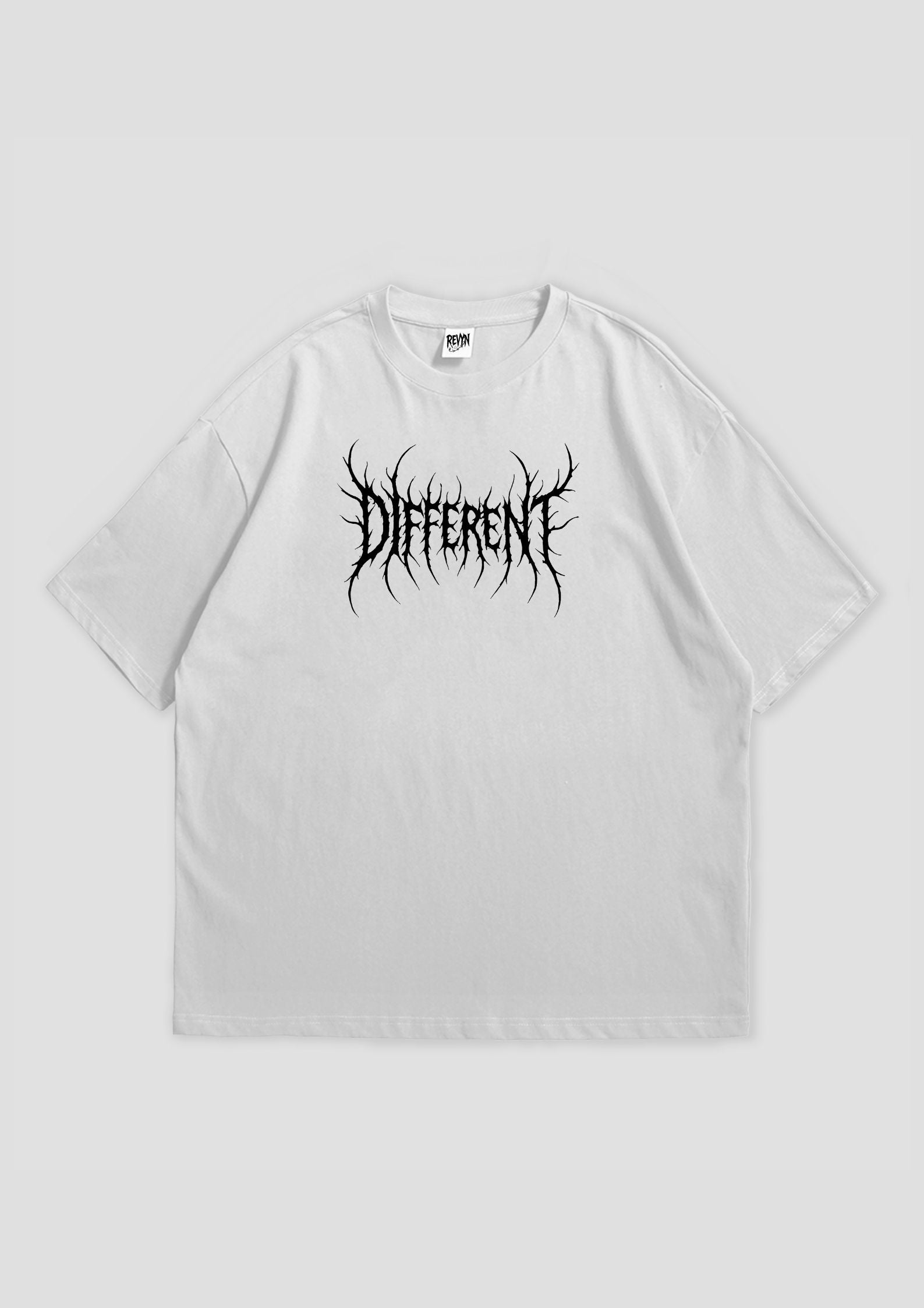 WHITE BLACK DIFFERENT OVERSIZED T-SHIRT